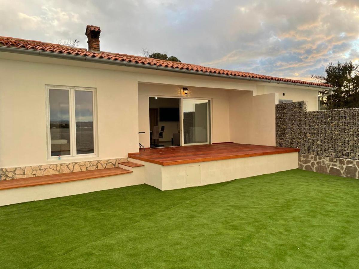 Villa Olga - Uniqe House With Private Beach Ankaran Zewnętrze zdjęcie